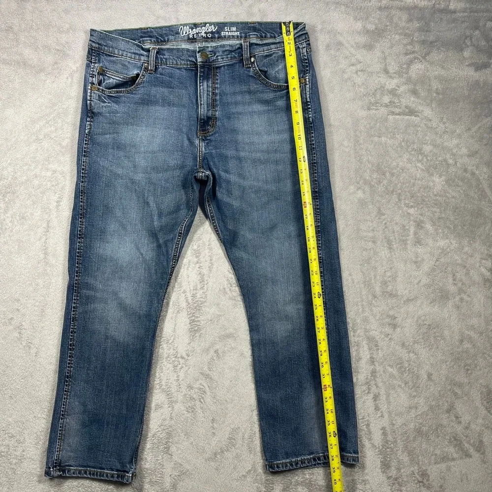 Wrangler Retro Jeans Mens 38(36)x29(28) Blue Slim Straight Medium Wash READ - Picture 2 of 8